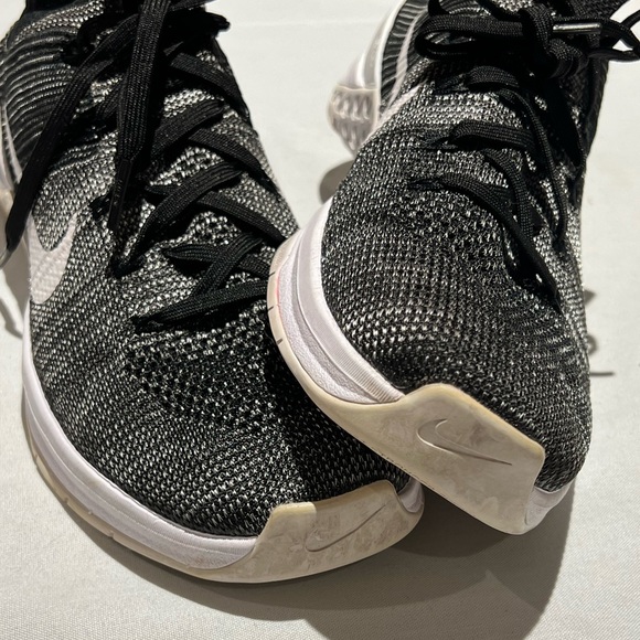 Nike Women's Metcon DSX Flyknit 2 Black White Oreo Shoes Size 10 - Picture 5 of 13